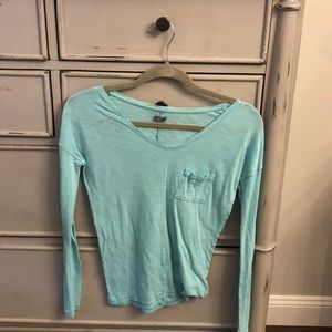 teal shirt